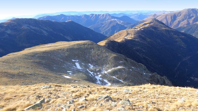 De la Cime de Juisse vers la Vallée de la Vésubie