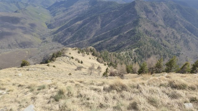 La descente sous le Passo di Garlenda