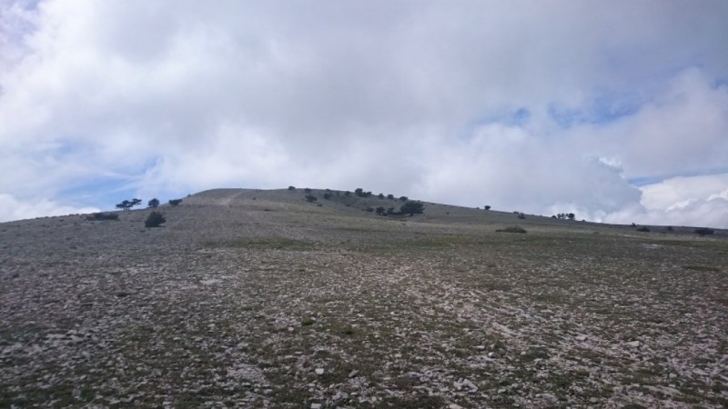 Le long plateau qui mène au sommet