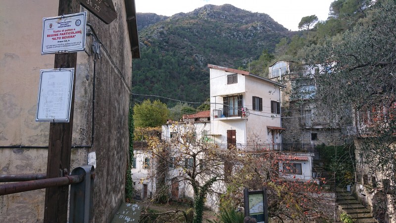 Dans les ruelles d'Olivetta