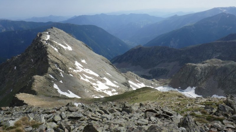 Du sommet, vers le Caïre Nègre du Mercantour