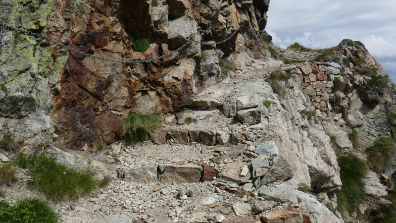 Le passage qui était un peu aérien sous le Pas de Sainte-Anne