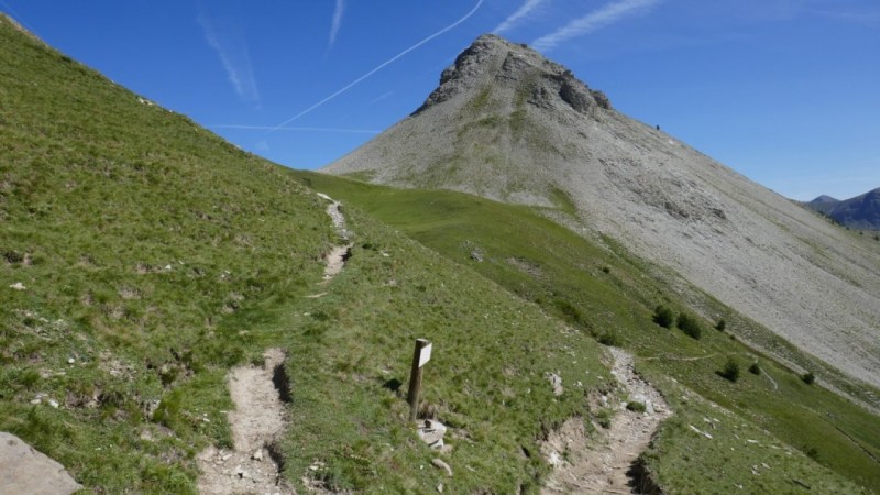 A l'intersection vers le Col des Esbéliousses