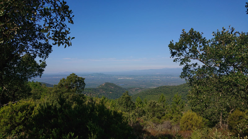 Des Roches Blanches vers la Plaine des Maures