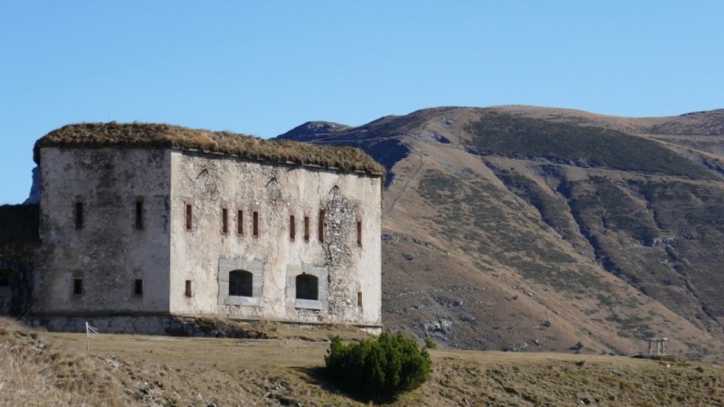 Les meurtrières du Fort Central