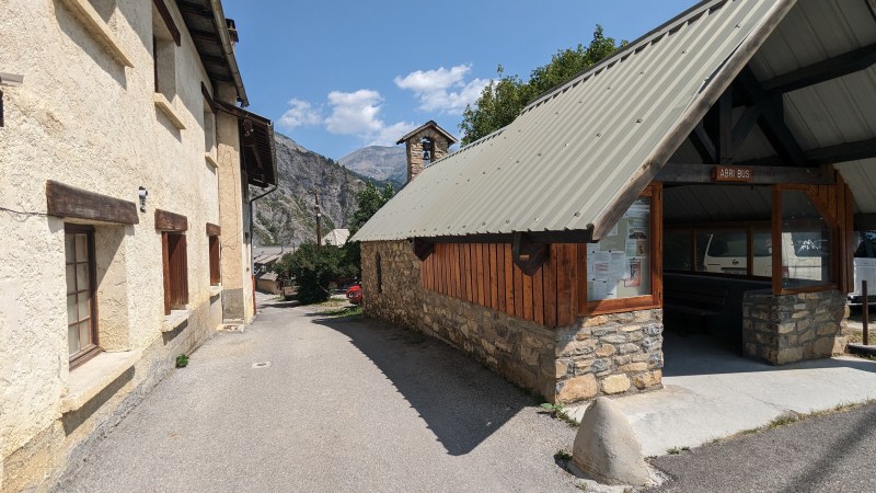 Départ du sentier du Seignus vers Allos