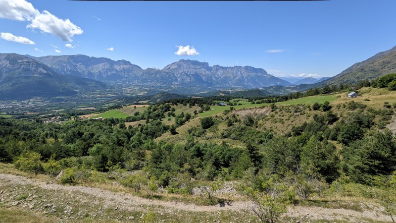 Au milieu, les petits lacs du retour