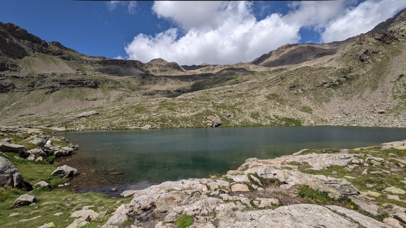 Au Lac des Pisses, à 2.500 mètres