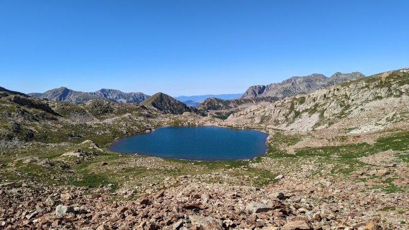 Le plus grand des Lacs de Terre Rouge