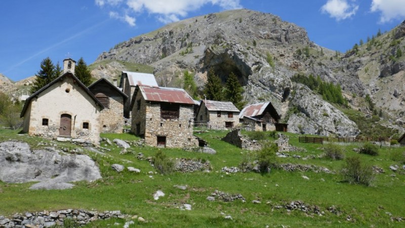 Chapelle Saint-Madeleine dans le hameau de Vignols