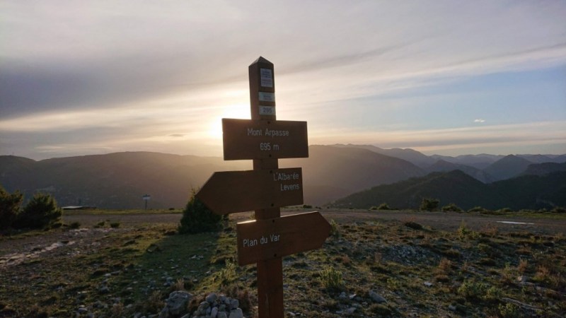 Au sommet du Mont Arpasse