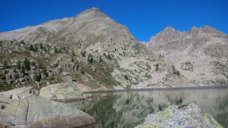 La Pointe Giegn dominant le Lac Nègre