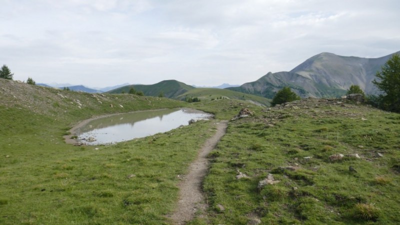 Le petit lac de la Montagne de Cheiroueche