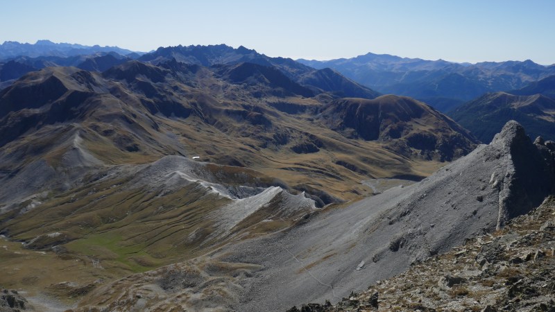 De la Tête de l'Enchastraye vers le Col de Pourriac