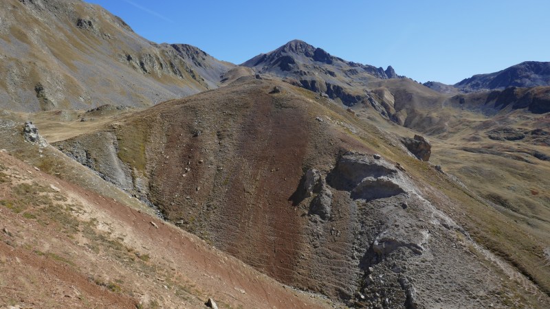 Symphonie de couleurs de roches dans Salso Moreno