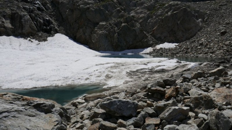 Lago Blu del Gelas, ou Lago Blu et Lago Ghiacciato