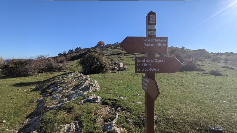 Balise 105 après le Col d'Ambellarte