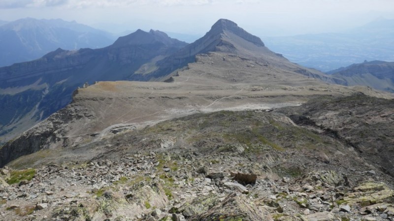 Du sommet vers les trois cols du jour